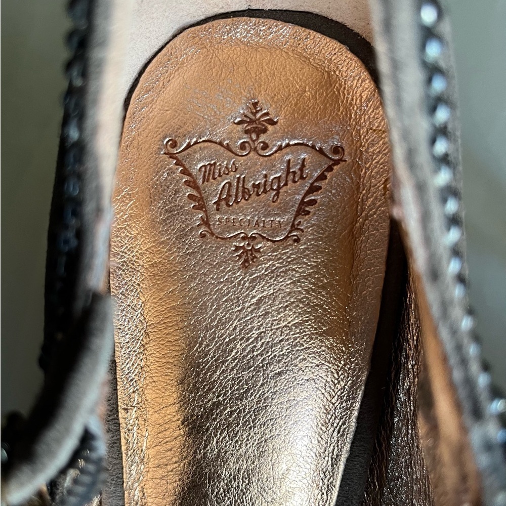 Anthropologie Miss Albright Taupe/Gray Mary Jane Suede embellished Stilleto sz 9 - Picture 10 of 11